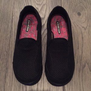 Memory foam slip on shoes